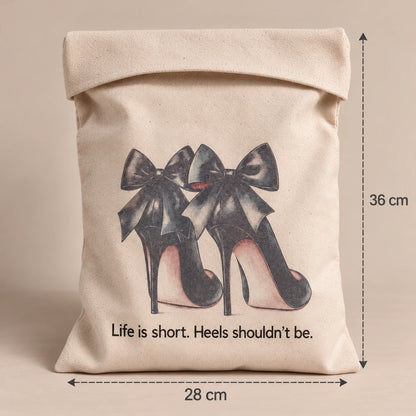 Medidas de la bolsa para zapatos de viaje TDMAccessories de tacones: 28 cm de ancho por 36 cm de alto.
