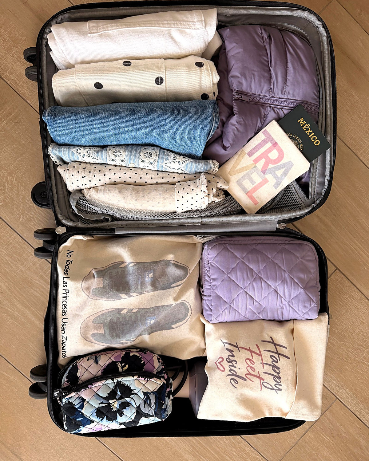 Maleta organizada con ropa doblada y bolsa para zapatos TDMAccessories separando los zapatos de la ropa